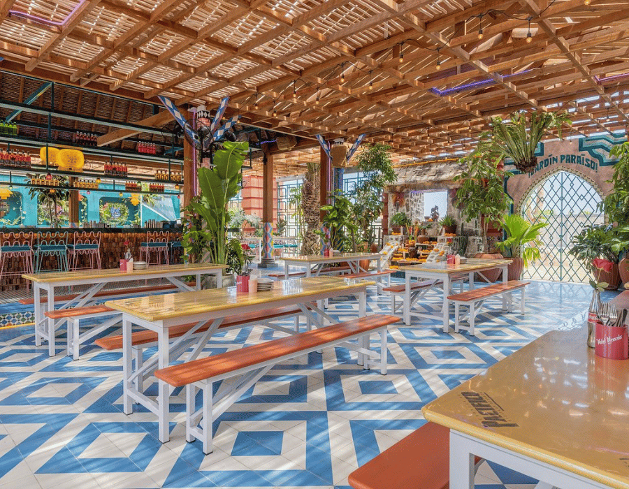 4. Motel Mexicola
